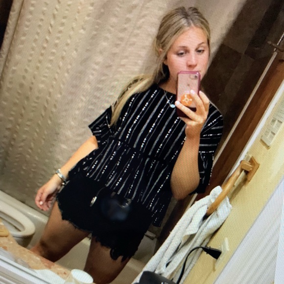 Quarter sleeve, black and white! - Picture 3 of 3